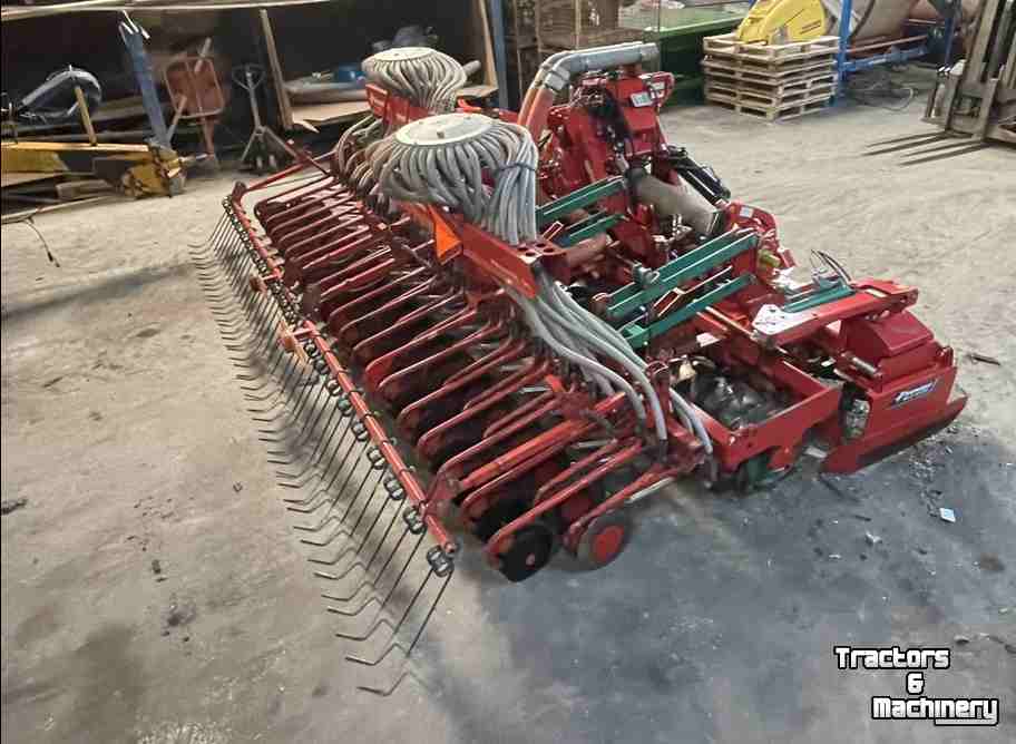 Seed drill Kverneland DF2 met CX kouters