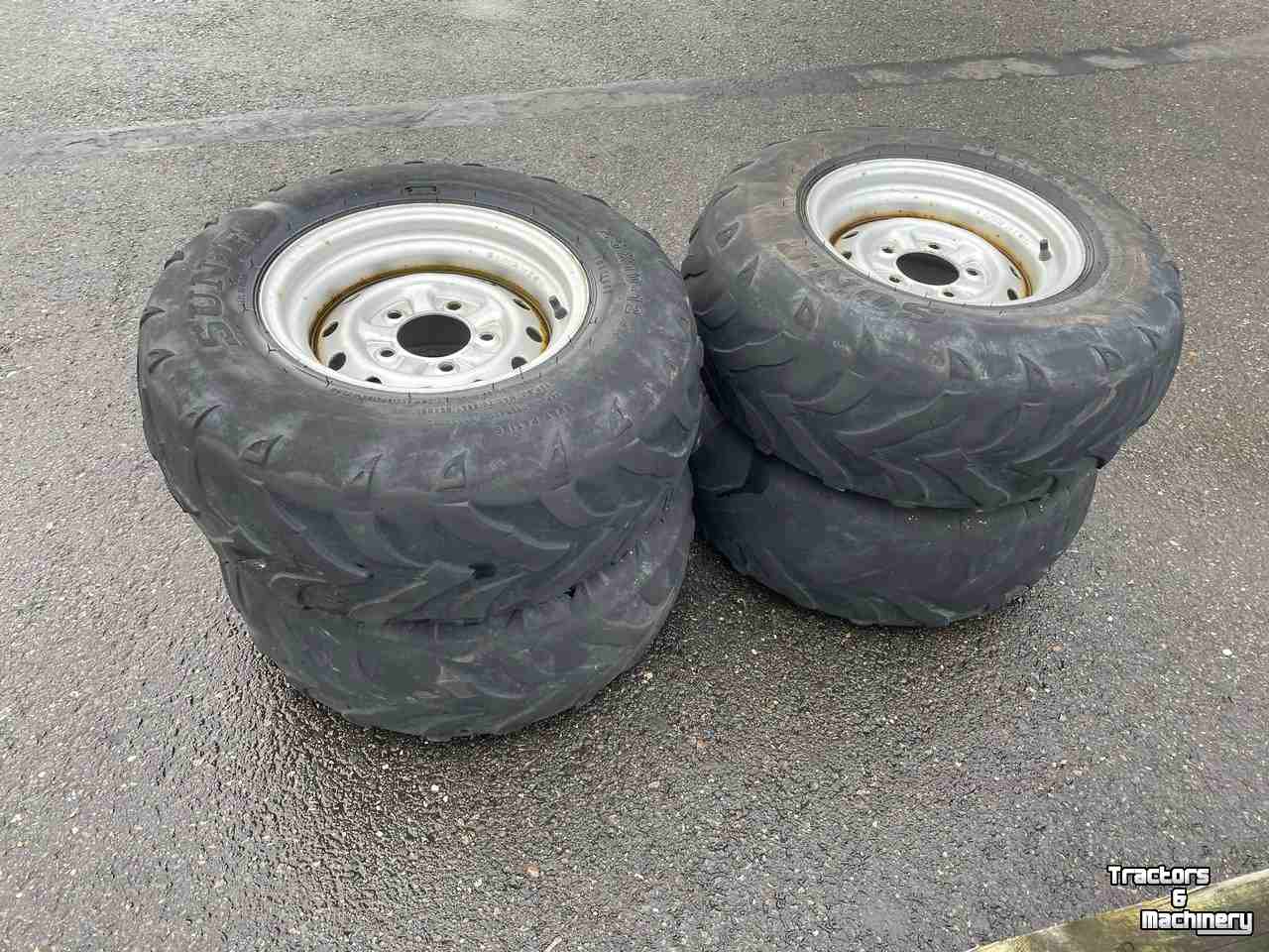 Wheels, Tyres, Rims & Dual spacers  Sun.F 25X10-12 set banden