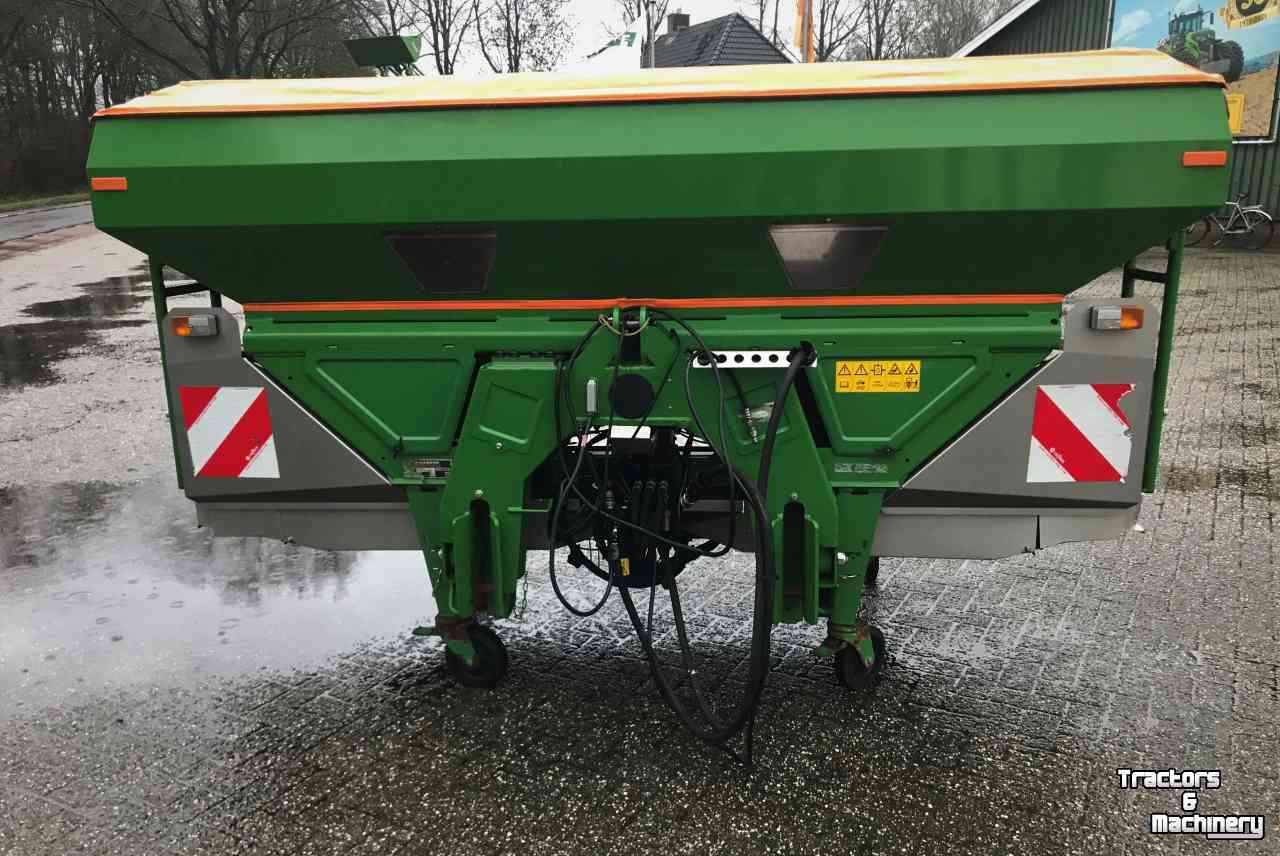 Fertilizer spreader Amazone ZA-M 3000