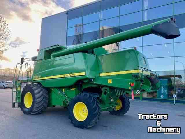 Combine John Deere T670 Hillmaster + 625R