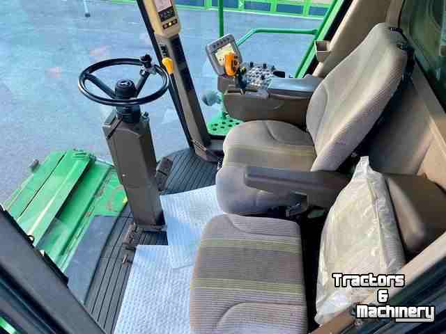 Combine John Deere T670 Hillmaster + 625R