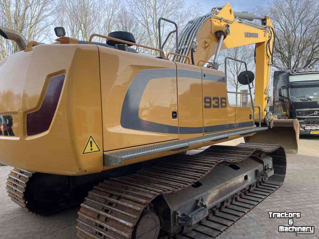 Excavator tracks Liebherr 936