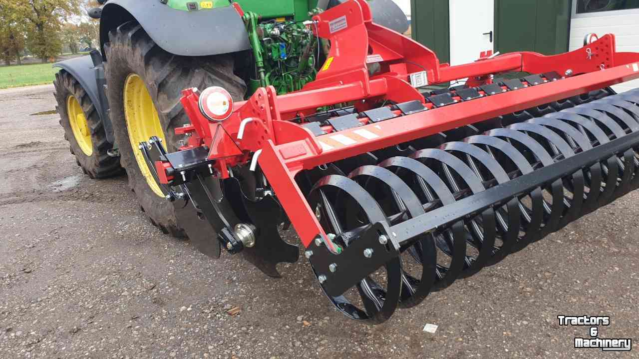 Disc harrow Agro Factory schijveneg Thor 300 cm