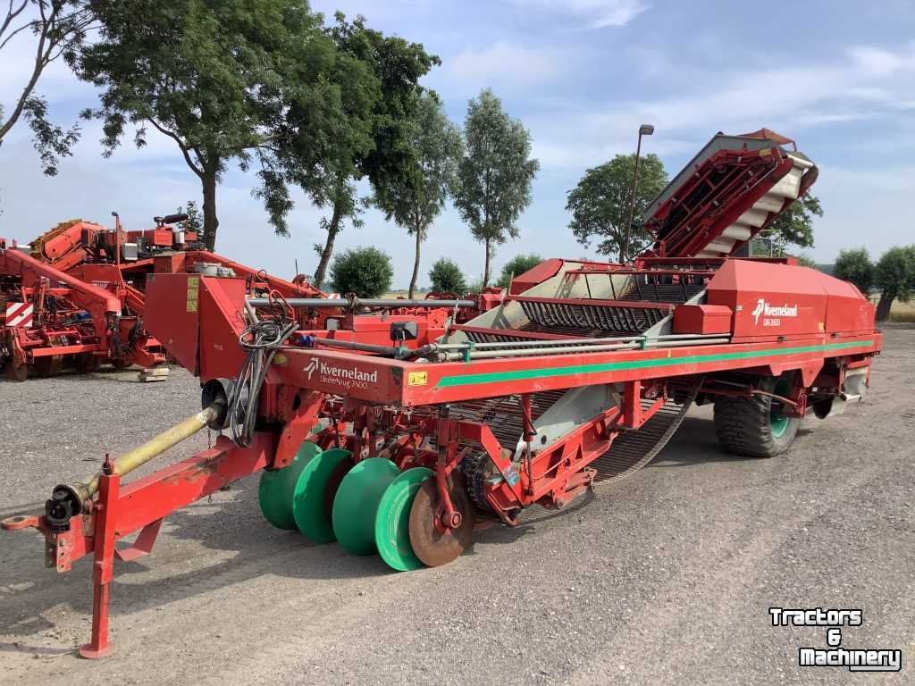 Potato harvester Kverneland UN2600, aardappelrooier, kartoffelroder, potato harvester