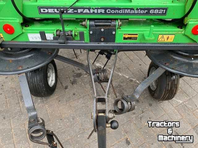 Tedder Deutz-Fahr Condimaster 6821