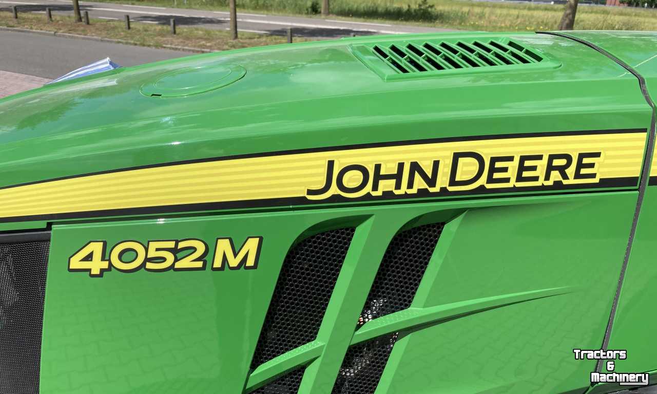 Horticultural Tractors John Deere 4052 M Compact Tractor