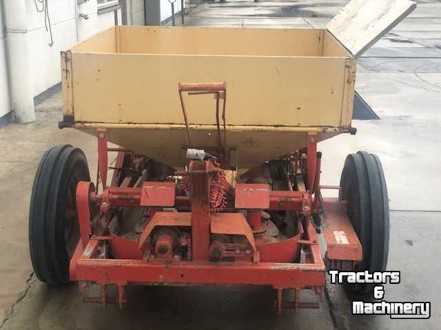 Potato planter Koningsplanter 2 rij | pootmachine | Vicon | koningsplanter | aardappels