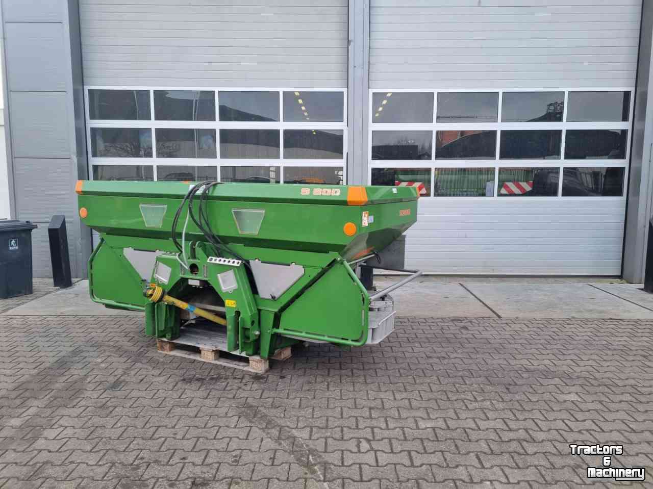 Fertilizer spreader Amazone ZA-M 2300 super Profis