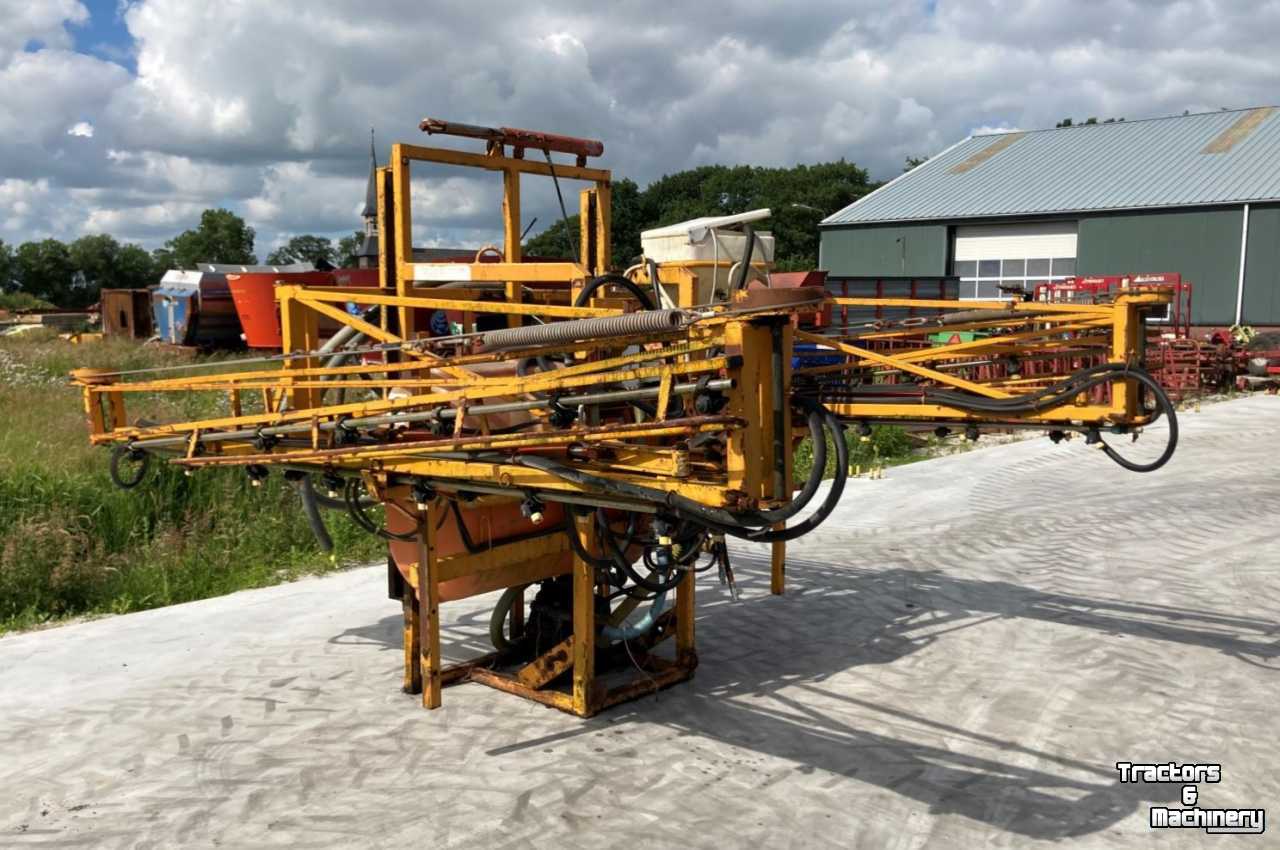 Fieldsprayer 3 points Cebeco Gedragen veldspuit. veldspuiten