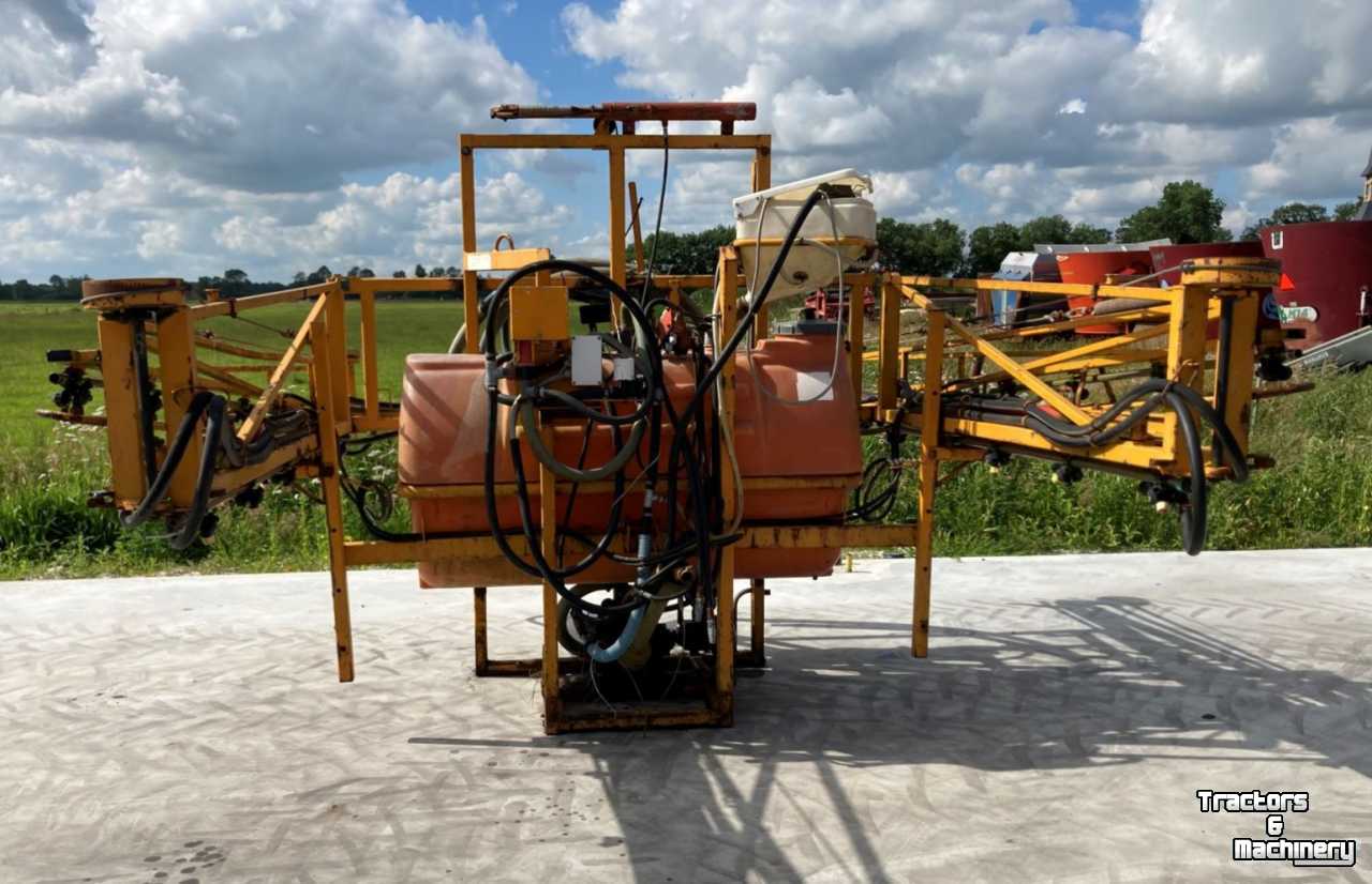 Fieldsprayer 3 points Cebeco Gedragen veldspuit. veldspuiten