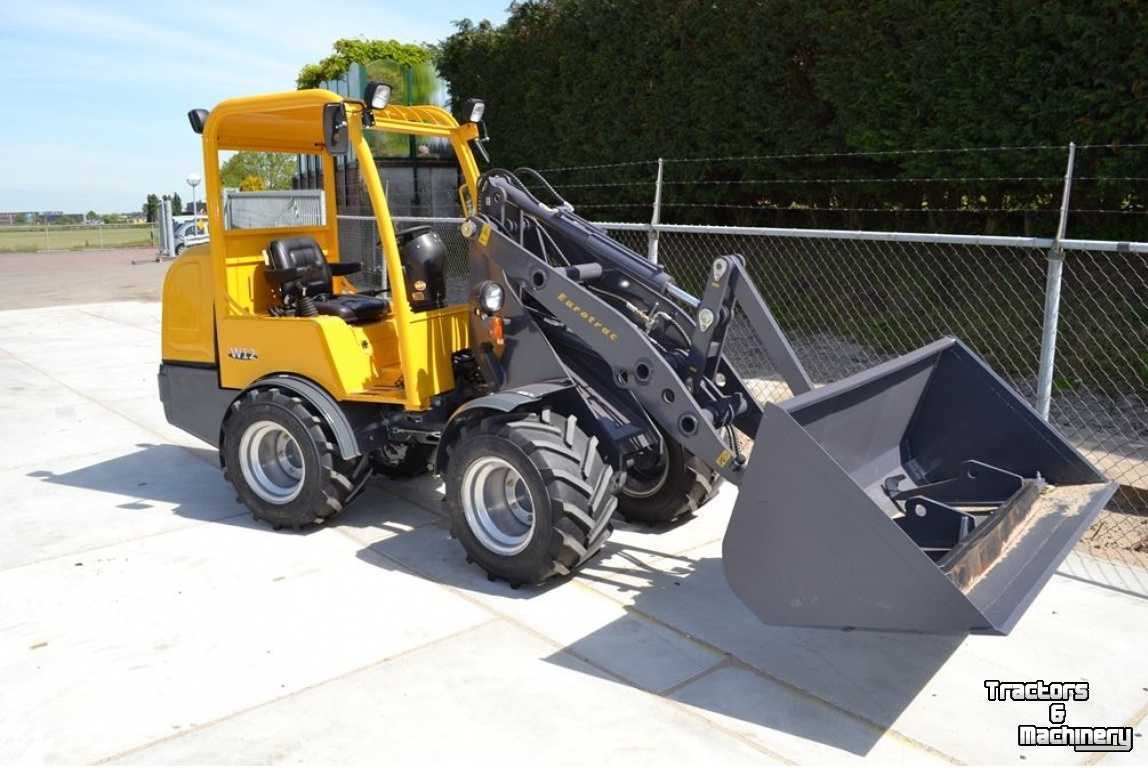 Wheelloader Eurotrac Shovel wheelloader W11 + W12