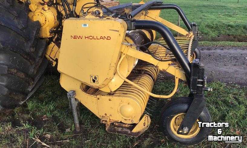 Pick-up New Holland 340 W Graspick-up