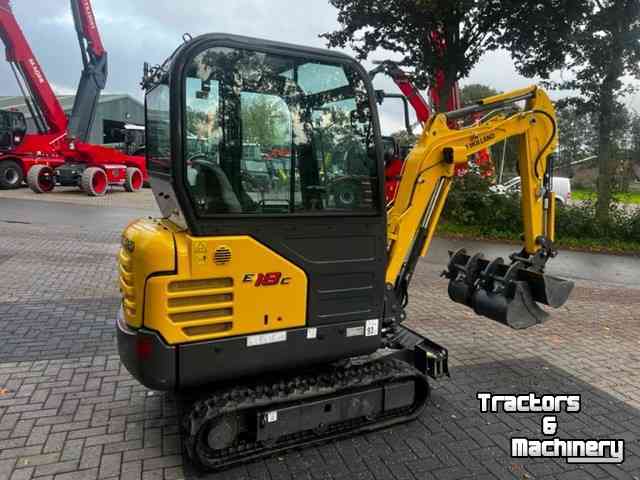 Mini-Excavator New Holland E18C