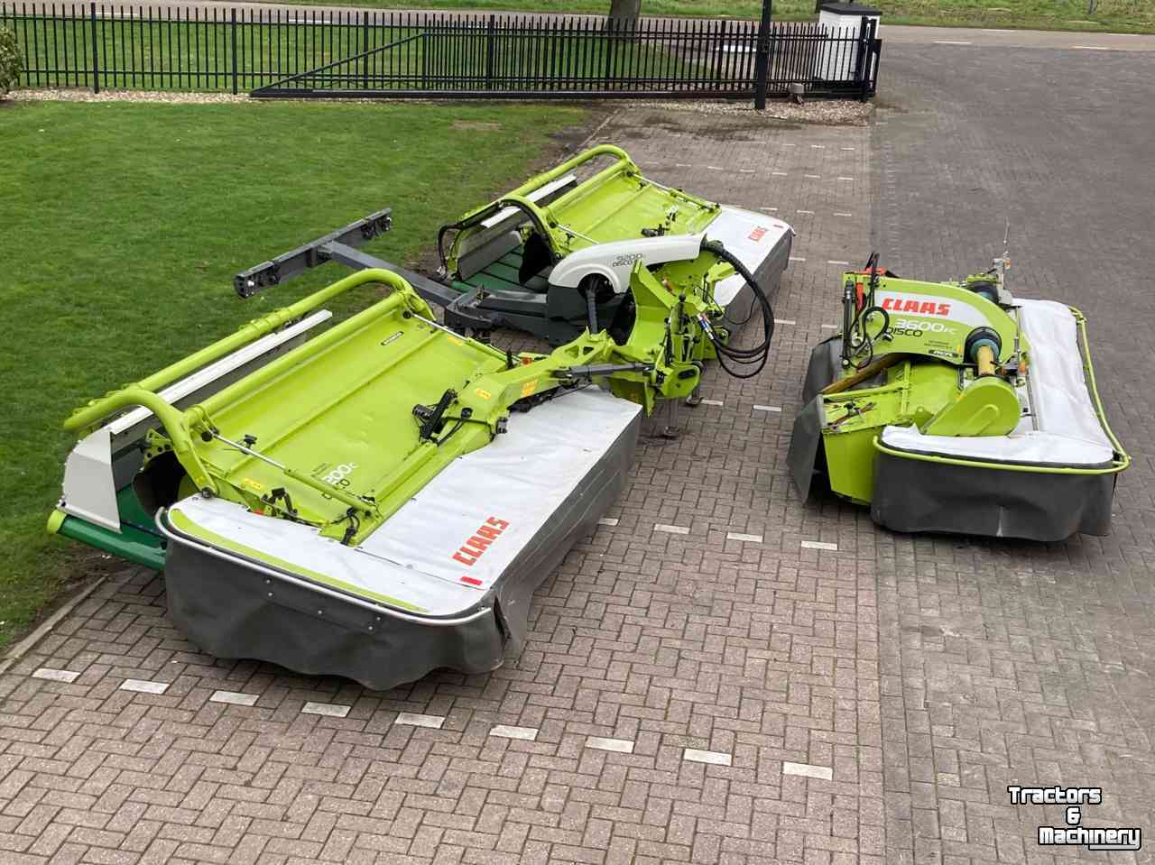 Mower Claas Disco 9200 c autoswather Disco 3600 FC triple