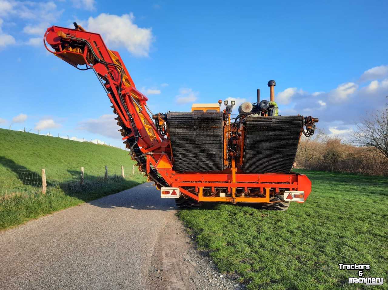 Onion harvester Vecon ul2