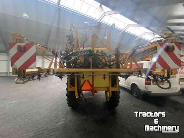 Fieldsprayer pull-type Dubex Dubex Vector 3200 liter 27 meter