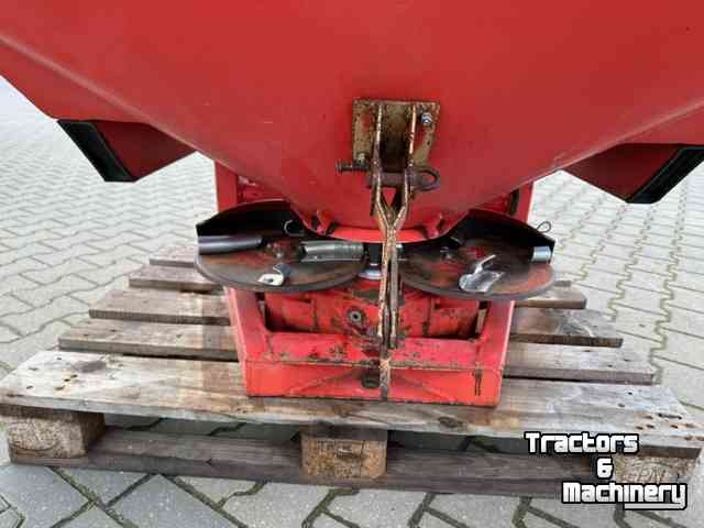 Fertilizer spreader Kuhn ZSA-800