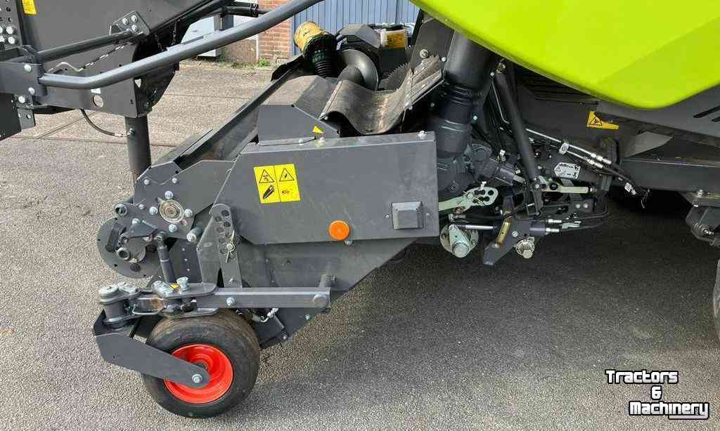 Balers Claas Quadrant 5300 FC Tandem Vierkantebalen-pers Ex-Demo