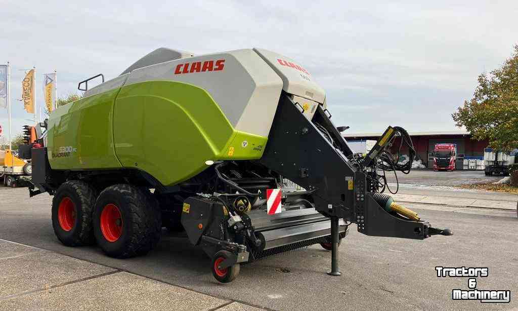 Balers Claas Quadrant 5300 FC Tandem Vierkantebalen-pers Ex-Demo