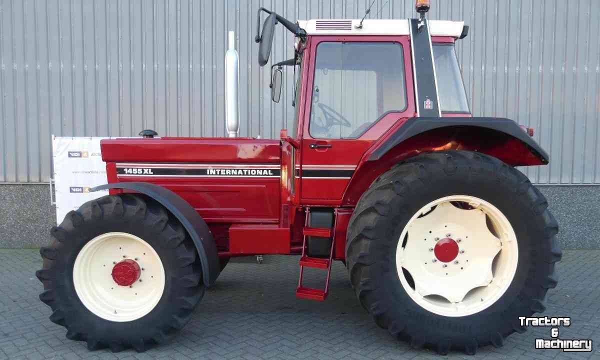 Tractors International 1455 Tractor