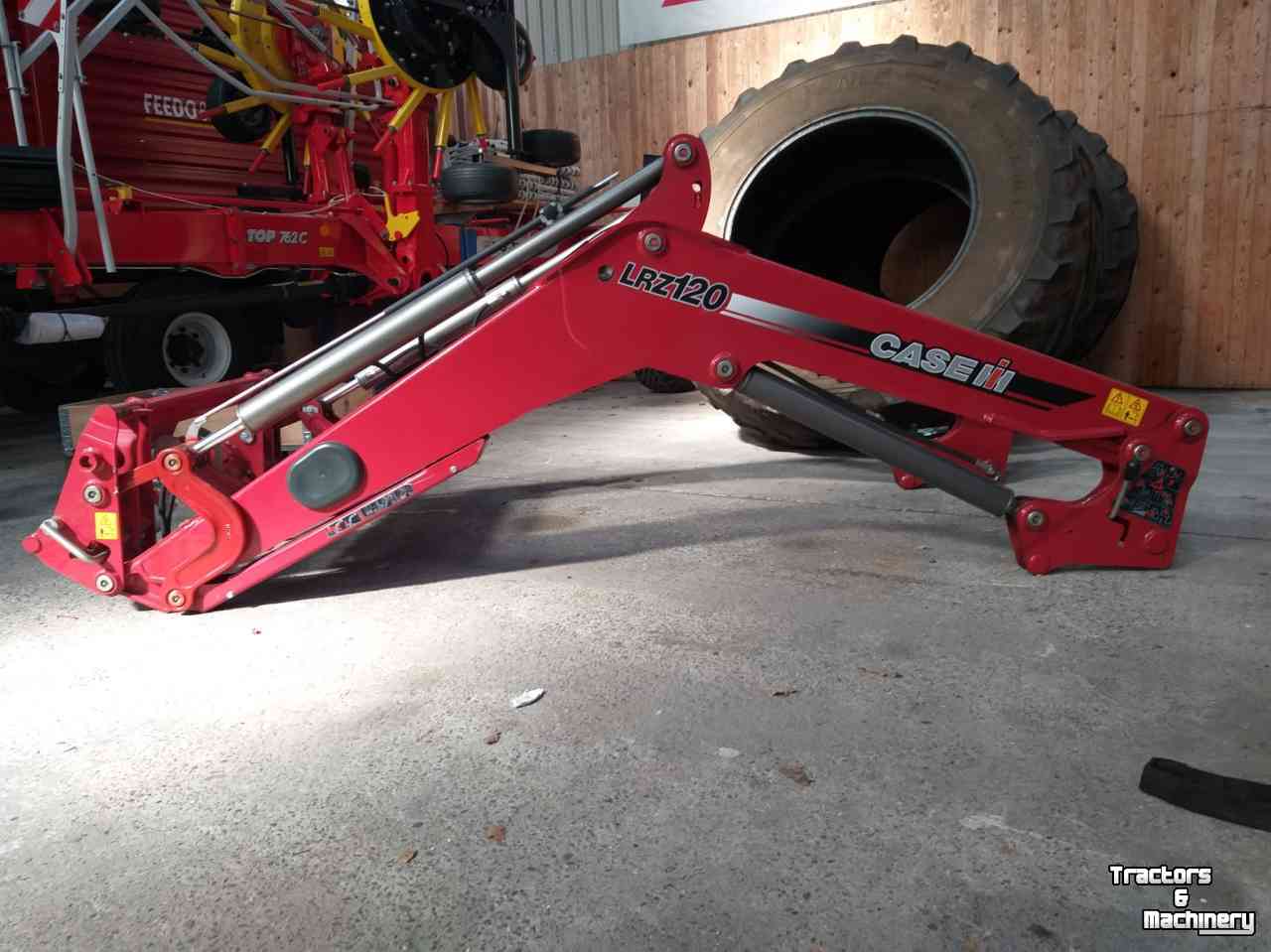 Front-end loader Case-IH LRZ 120 (+luxxem aanbouwdelen en ventielen