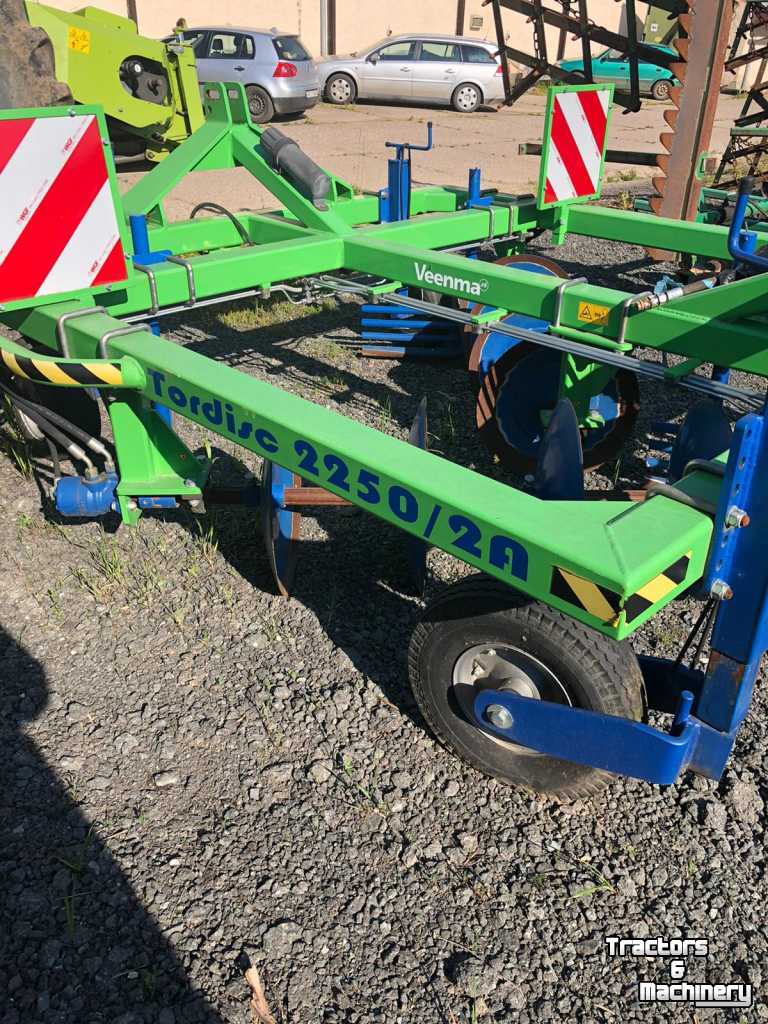 Onion harvester Veenma Tordisc 2250, schijvenrooier