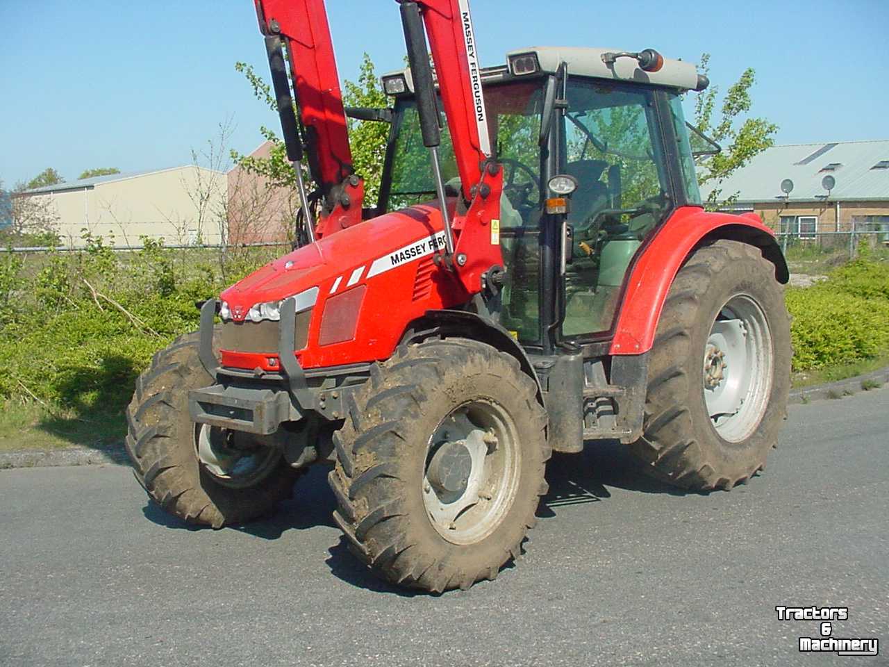 Tractors Massey Ferguson 5430 Dyna4