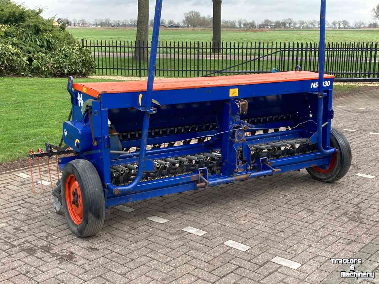 Seed drill Nordsten NS 1000