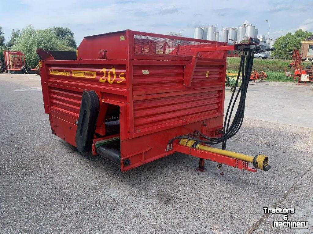 Silage-block distribution wagon Schuitemaker 20S Blokkenwagen Blokkendoseerwagen