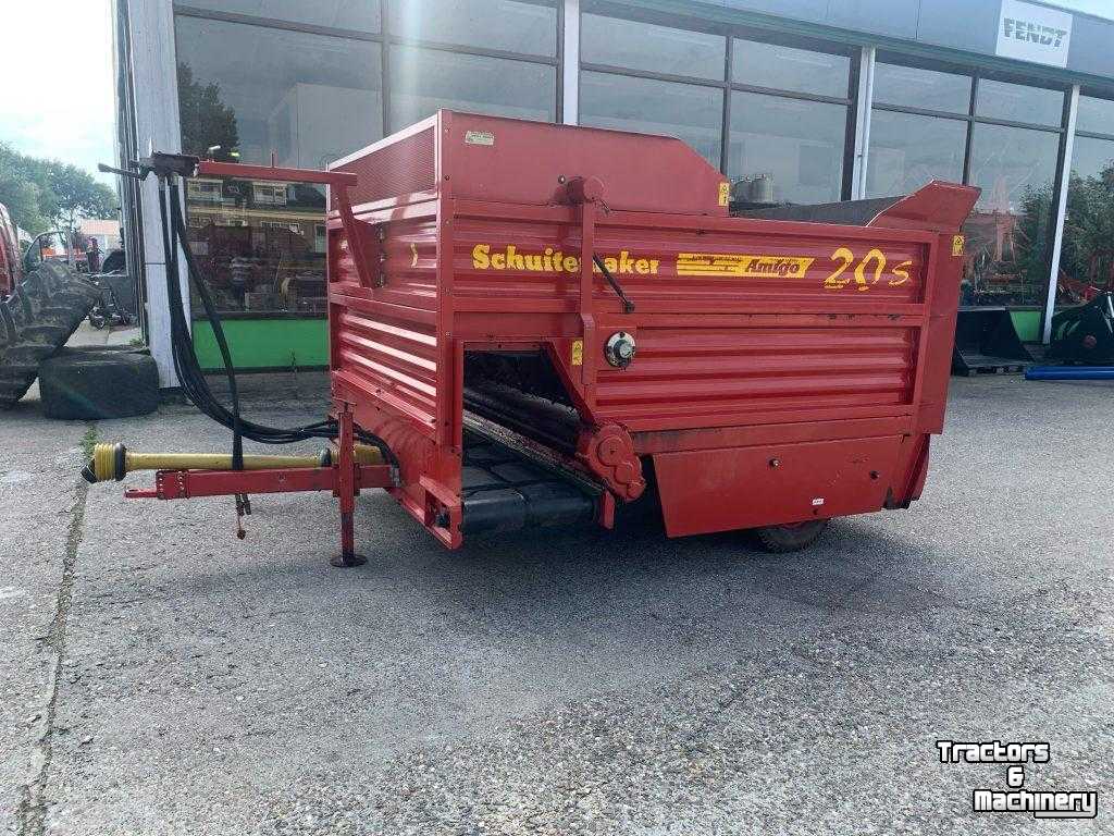 Silage-block distribution wagon Schuitemaker 20S Blokkenwagen Blokkendoseerwagen