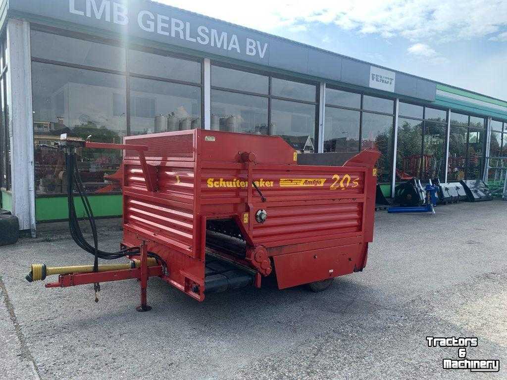 Silage-block distribution wagon Schuitemaker 20S Blokkenwagen Blokkendoseerwagen