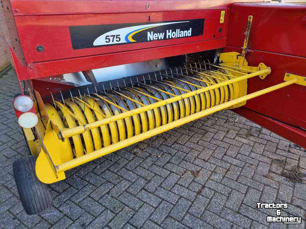 Balers New Holland 575 kleine pakkenpers