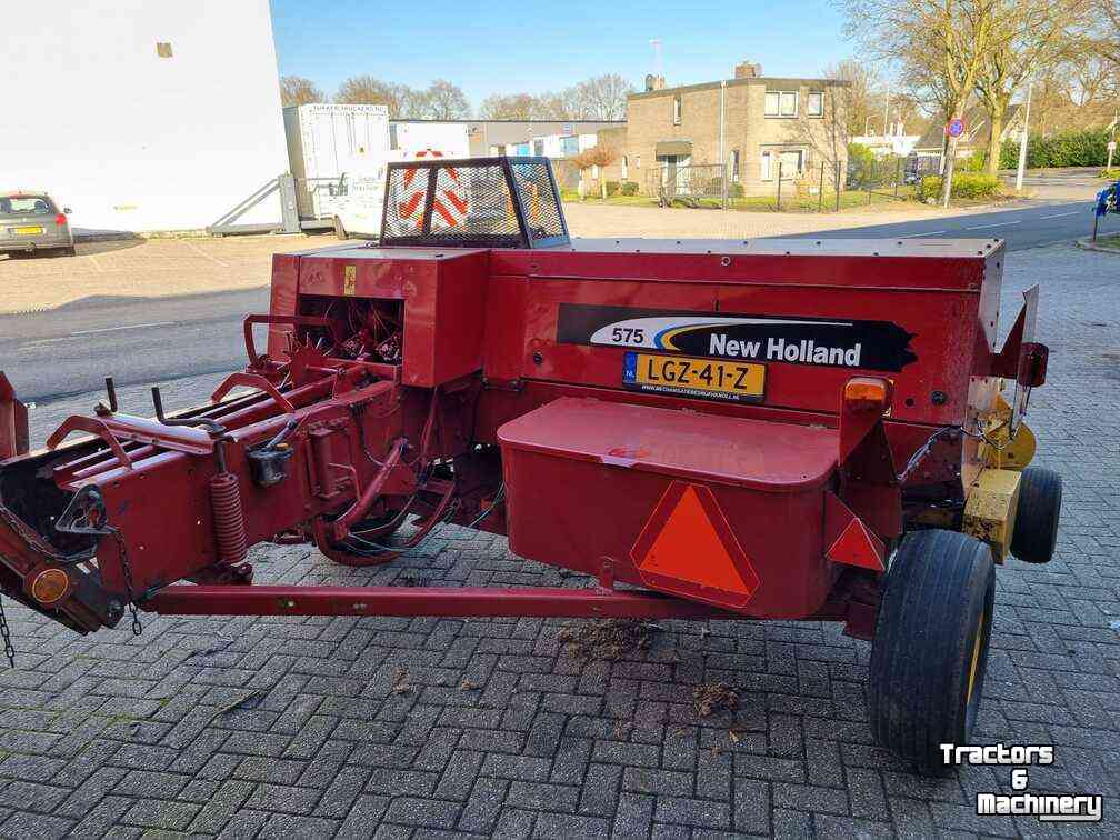 Balers New Holland 575 kleine pakkenpers