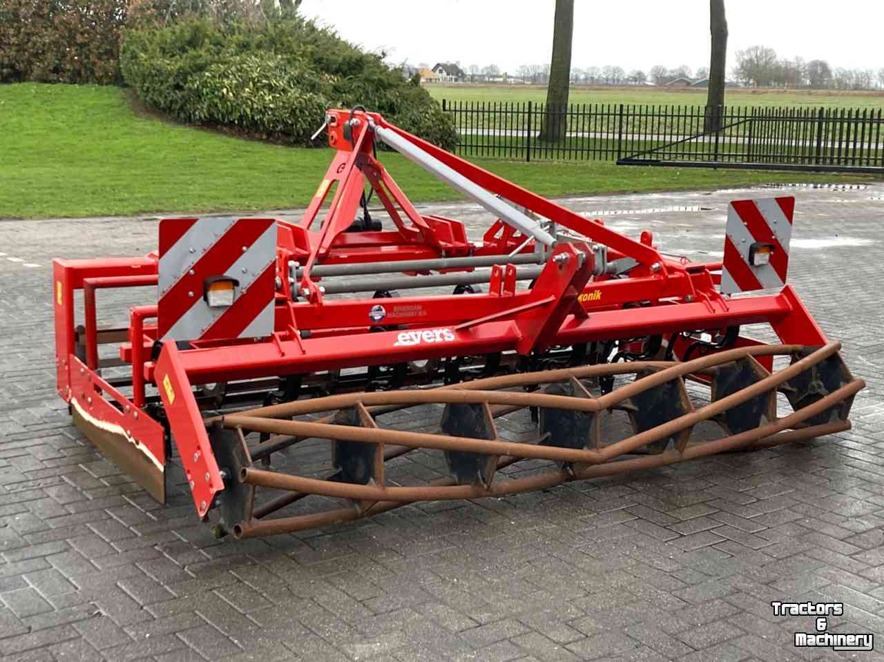 Seedbed combination Evers Konik+GKV-3 front zaaibedbereider