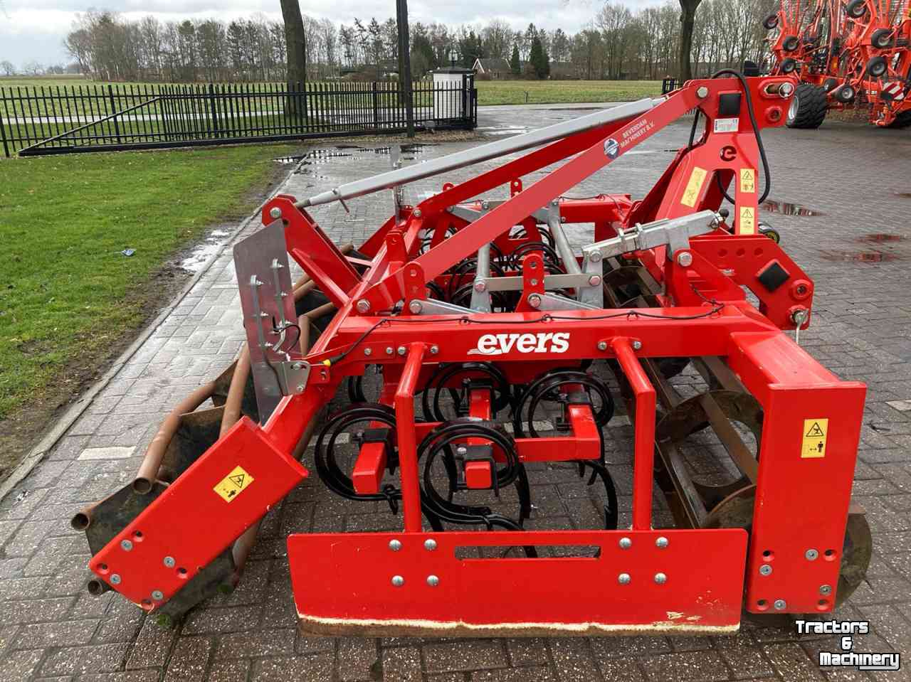 Seedbed combination Evers Konik+GKV-3 front zaaibedbereider