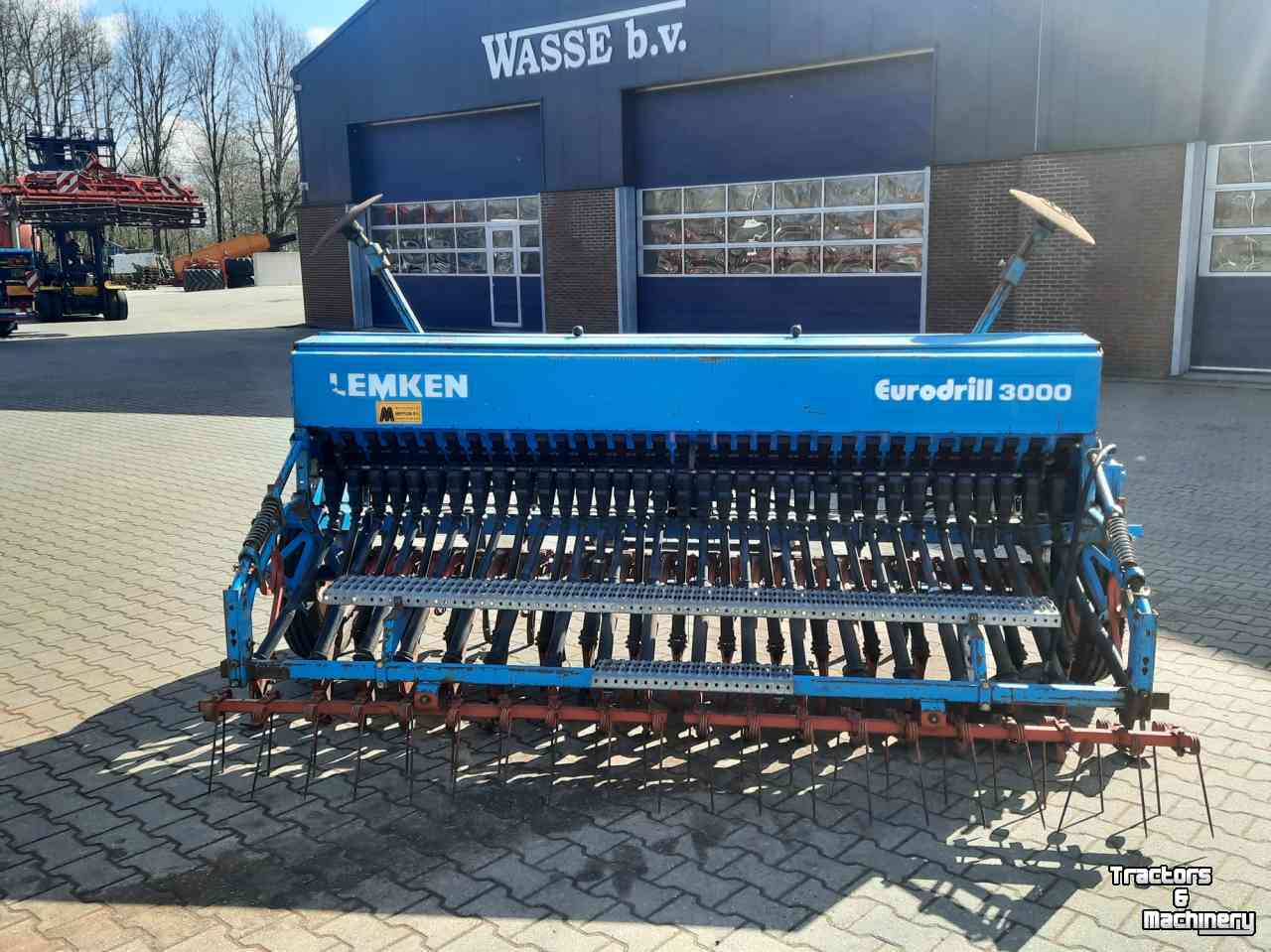 Seed drill Lemken Eurodrill 3000