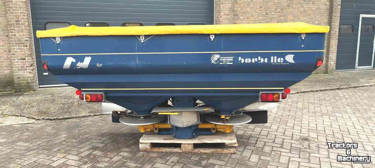 Fertilizer spreader Bogballe M2W Plus