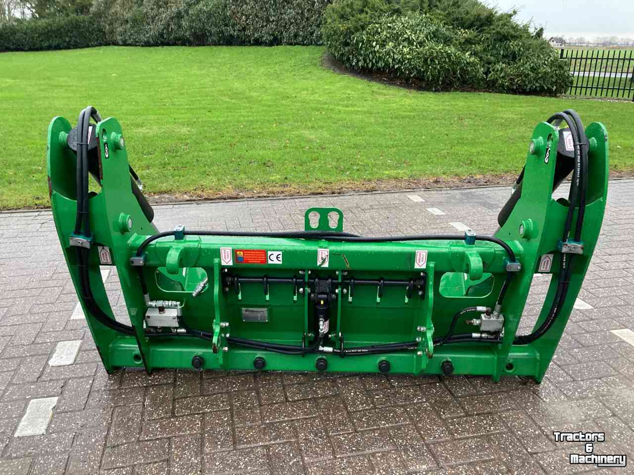 Silage cutting bucket  Cashels Bale Cutter