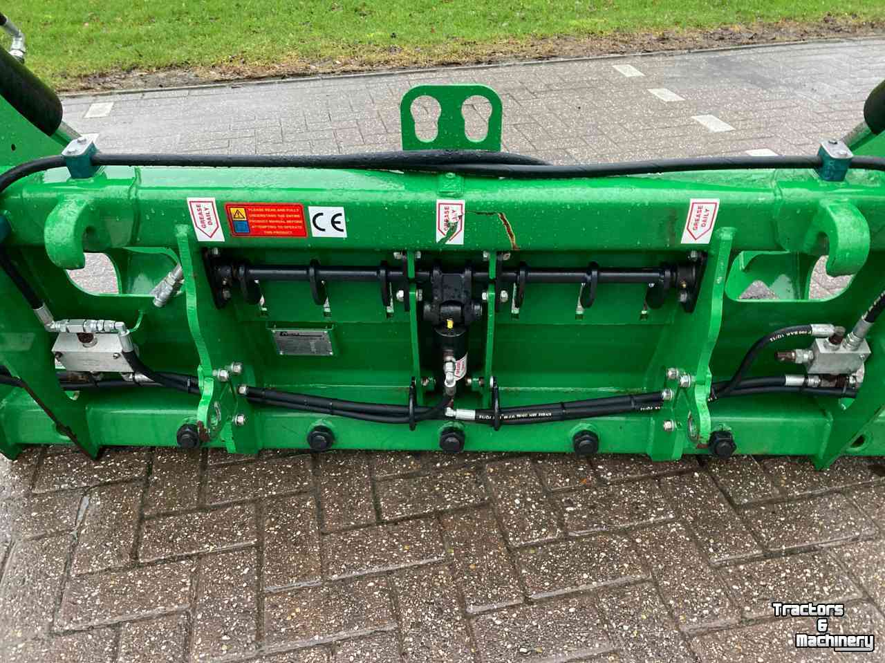 Silage cutting bucket  Cashels Bale Cutter