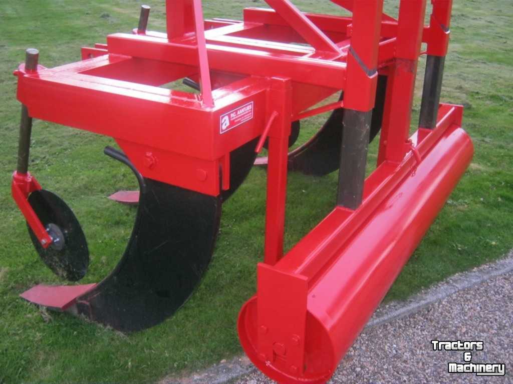 Deep subsoiler AGM 3P-180 Diepwoeler