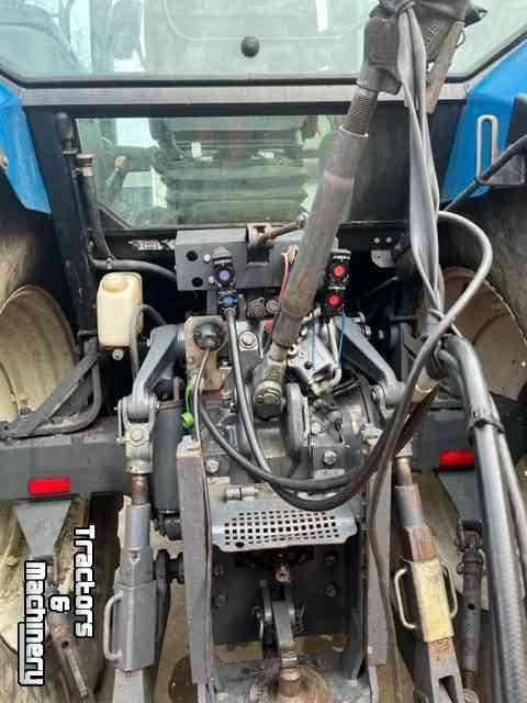 Tractors New Holland 8360