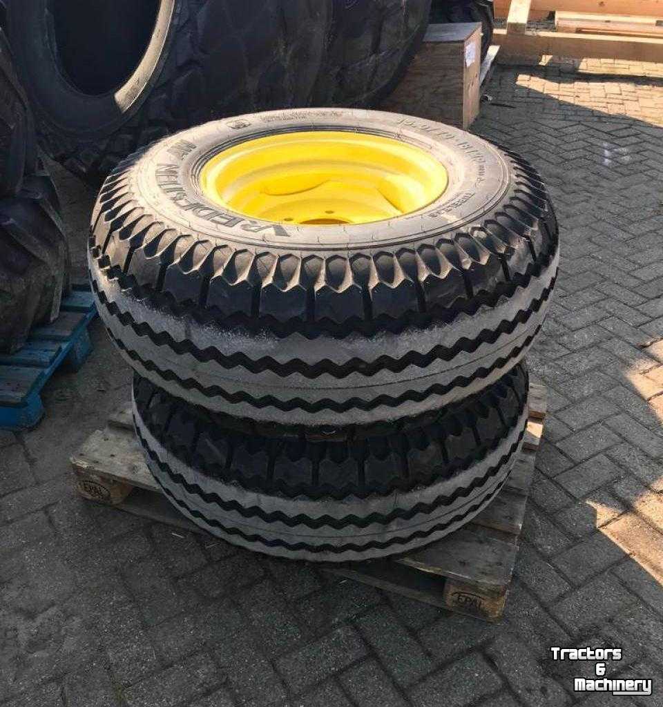 Wheels, Tyres, Rims & Dual spacers Vredestein 15/70X18