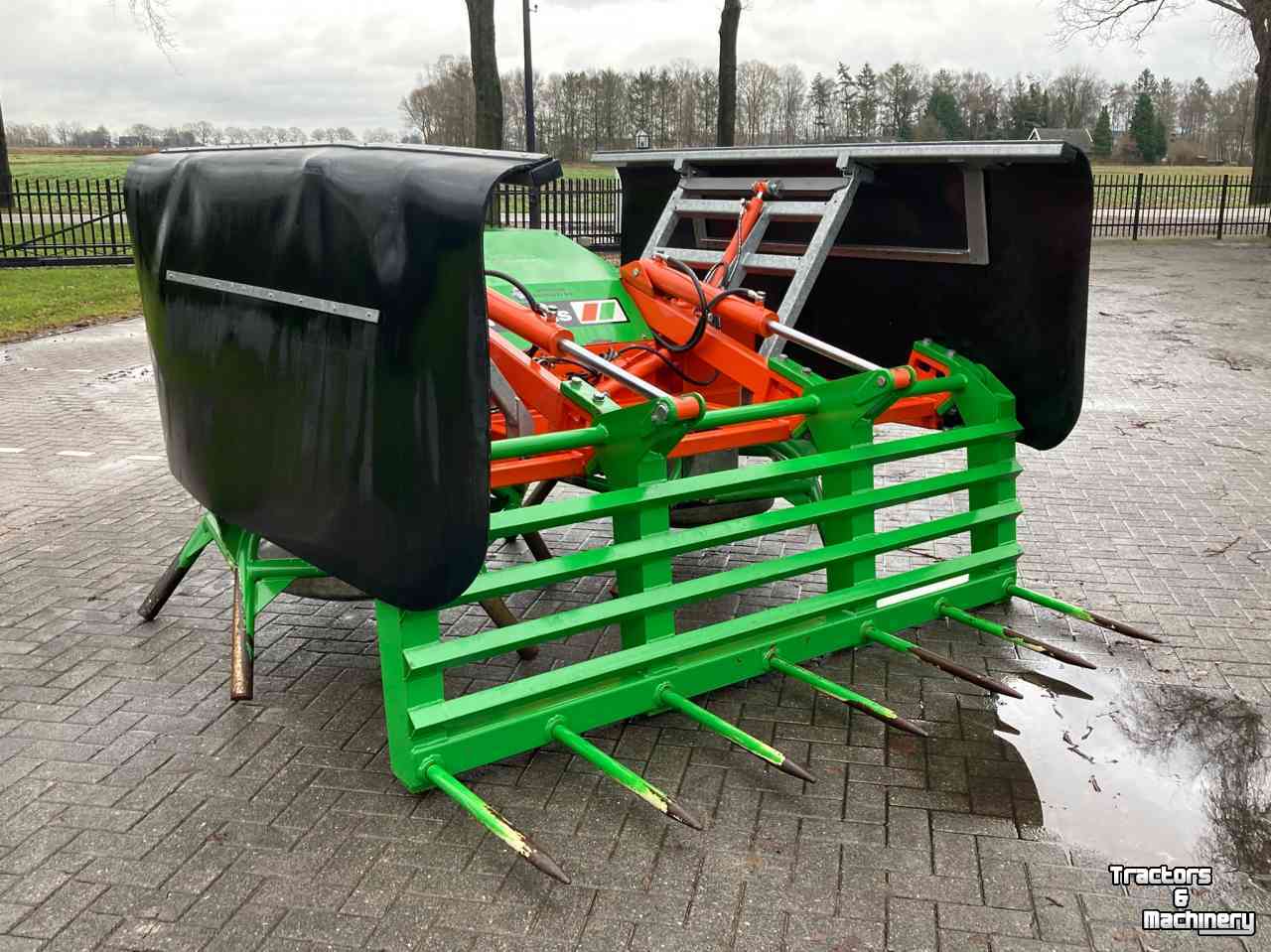 Silage spreader Holaras Viking HK-HUS-SHB