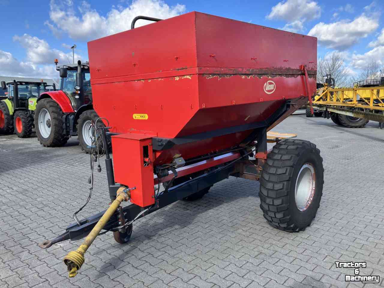 Fertilizer spreader Vicon Penton