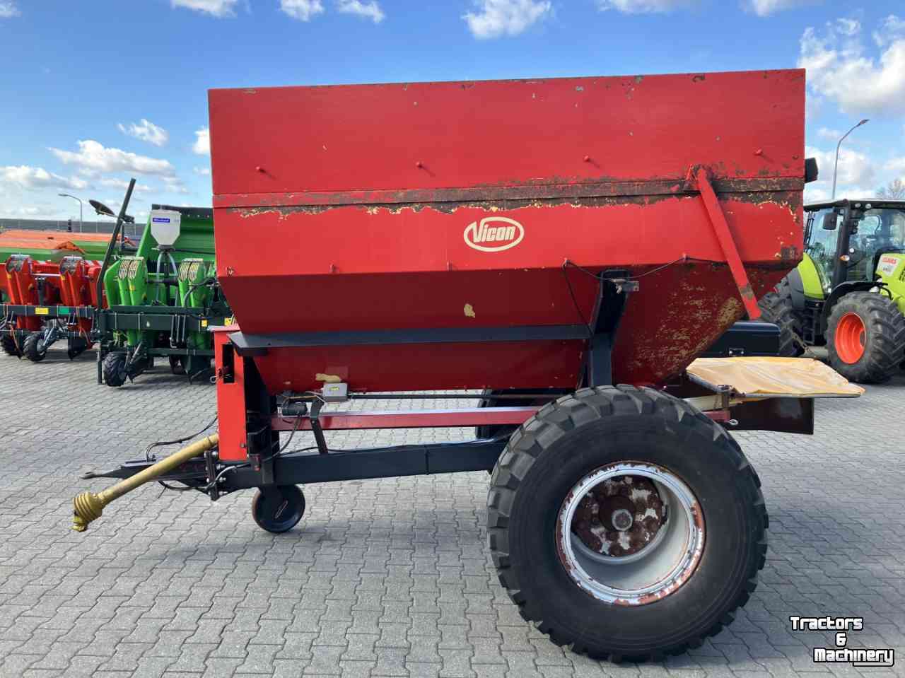 Fertilizer spreader Vicon Penton