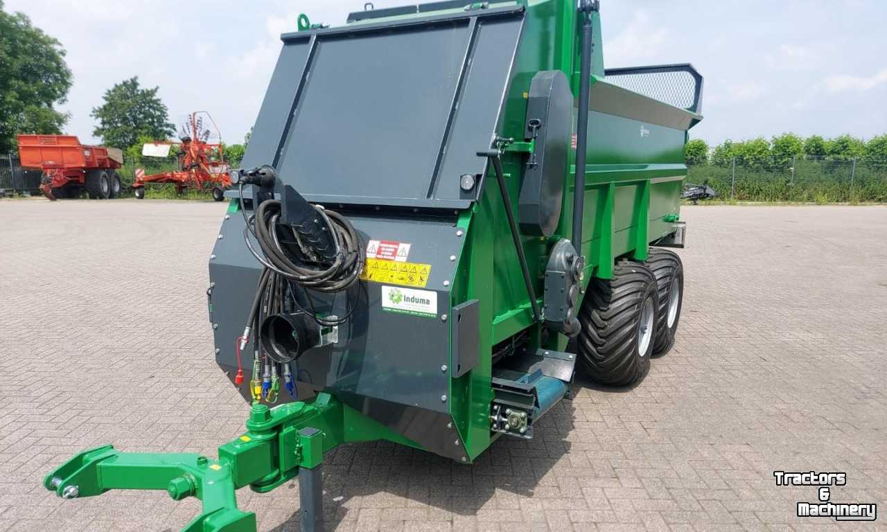 Manure spreader  Induma Mestverspreider voor Fruitteelt