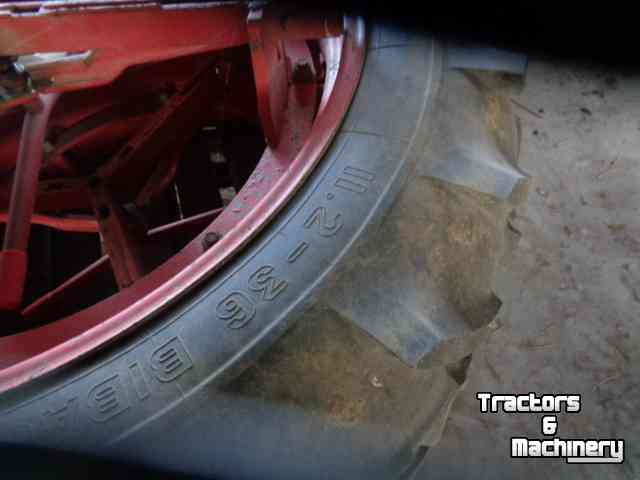 Wheels, Tyres, Rims & Dual spacers Molcon 11,2r36