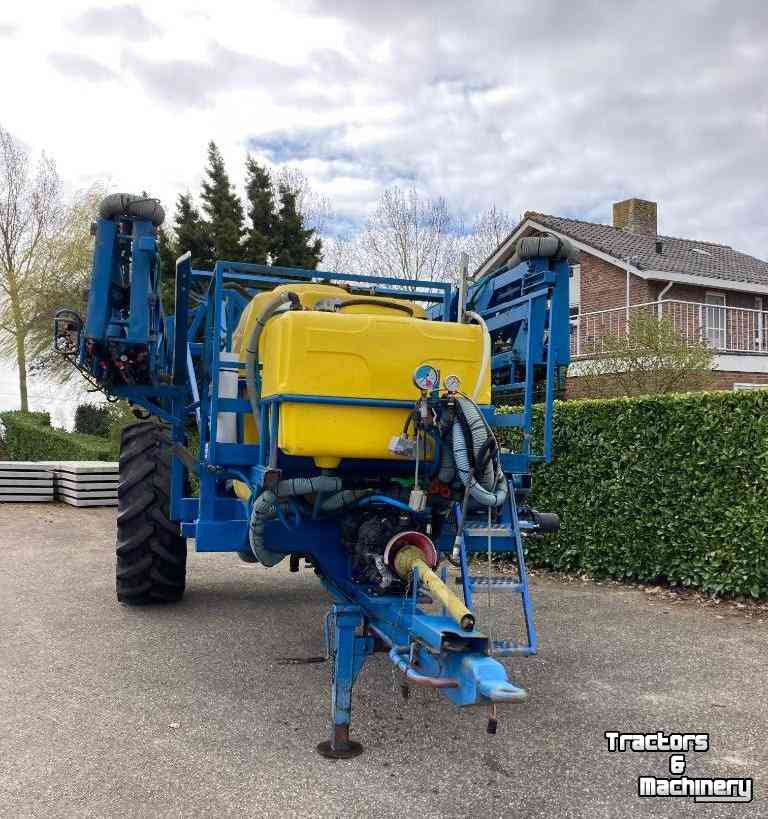 Fieldsprayer pull-type Delvano EAKM