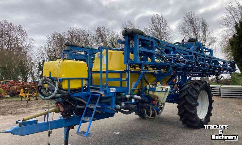 Fieldsprayer pull-type Delvano EAKM