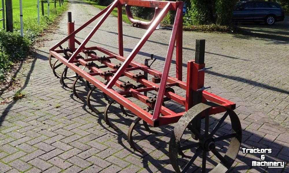 Cultivator  Triltand Cultivator Eigenbouw